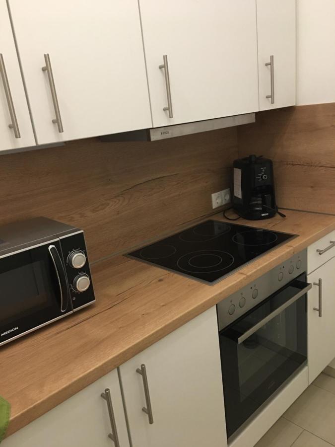 Ferienwohnung Kleine Auszeit Бад Нойенар-Арвайлер Екстериор снимка